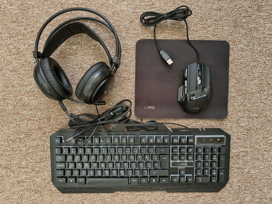 Tastatura/ mouse/ casti gaming