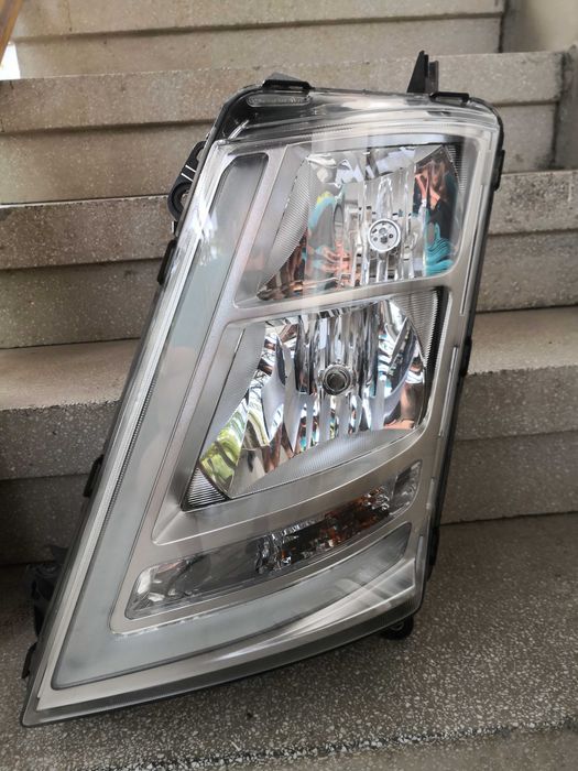 Фар Volvo FH LED ляв/Фар Volvo FH16 FH4/Фар Волво ФХ Оригинален