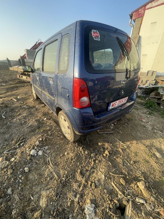 Vând urgent opel agila fără acte de câmp merge bine!!
