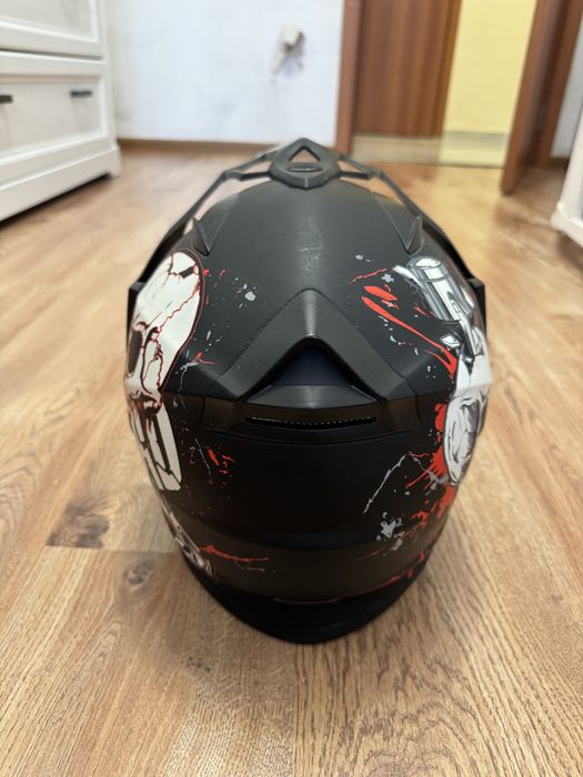 Мото каска Broken Head