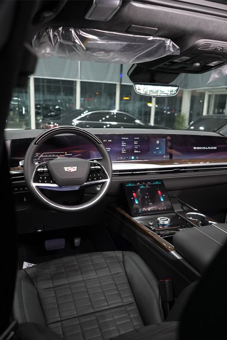 Cadillac Escalade platinum sport long