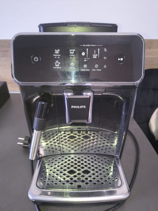 Espressor automat Philips Seria 2200, cafea boabe, stare excelentă