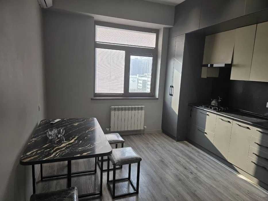Сдается 3 комнатная квартира 545*