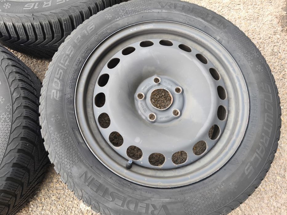 16" 3броя оригинални железни джанти с гуми за Vw Golf,Touran,Caddy,Pas