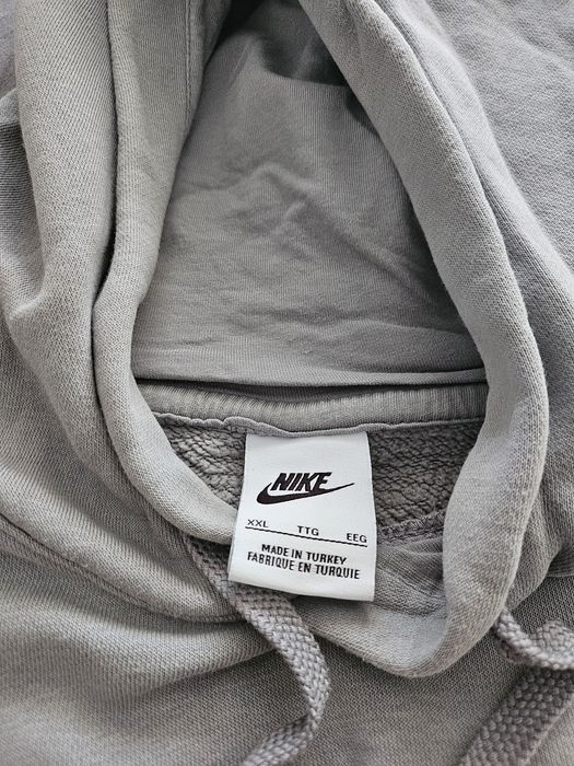 Суитчър на Nike също като нов