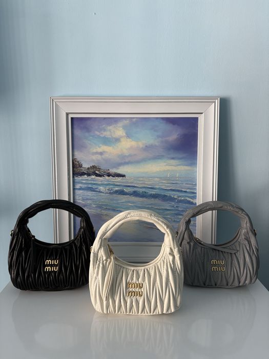 Дамска чанта – М1U М1U + подарък