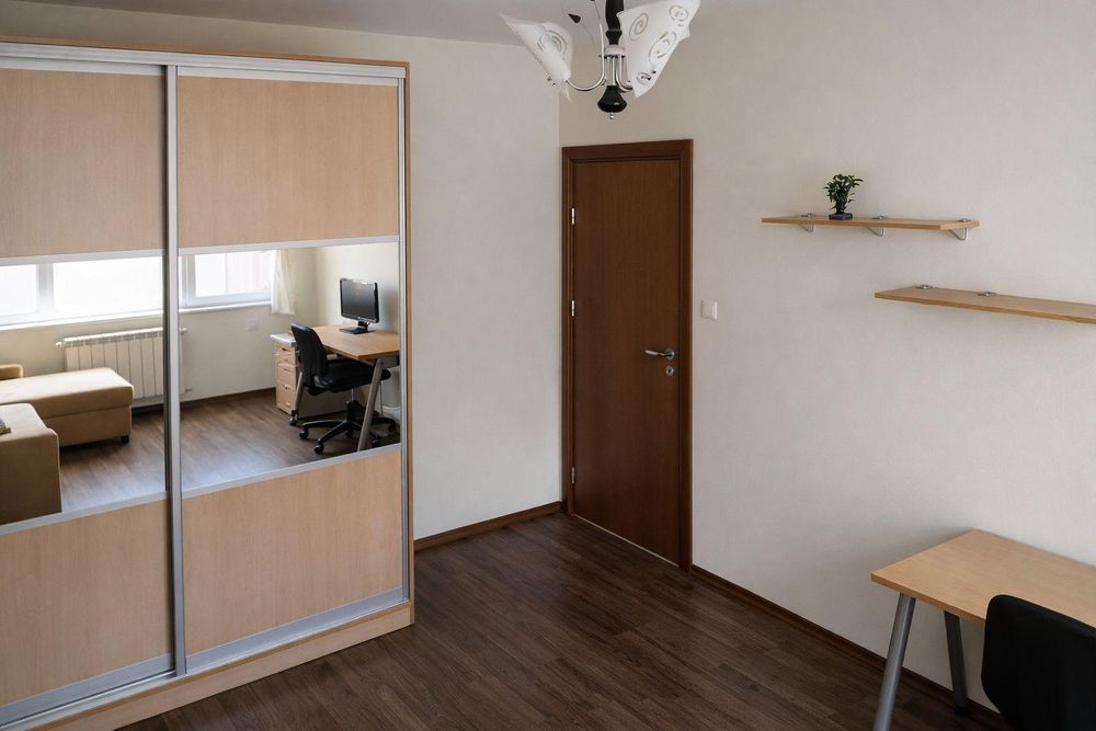 Дава се под наем Тристаен апартамент в София, Младост 2 - 94 кв.м за 846.6 € - Снимка #1