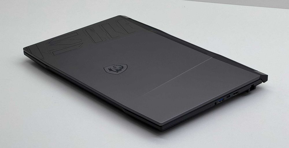 Msi Pluse 17 — i9 - 13900H / RTX 4070 8GB / DDR5 16GB /