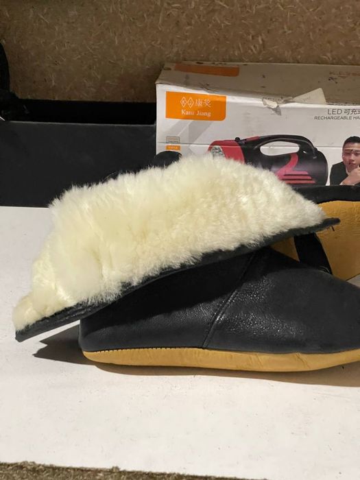 Махси натуральный теридан тикилган ок юнглик