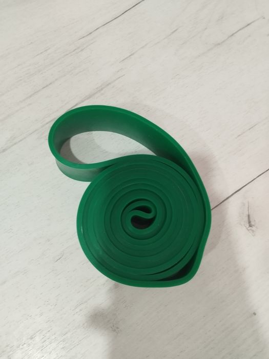 Продаю фитнес резинку