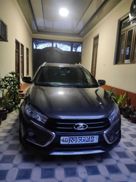 Lada vesta sw cross 2020