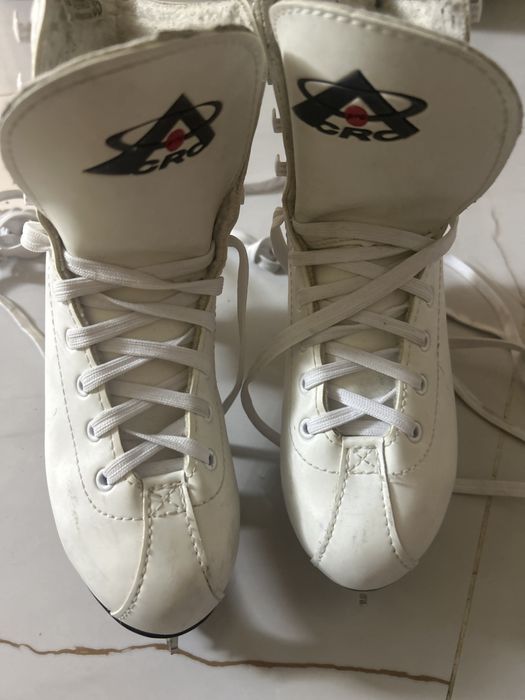 35 размер коньков,марка: CRO