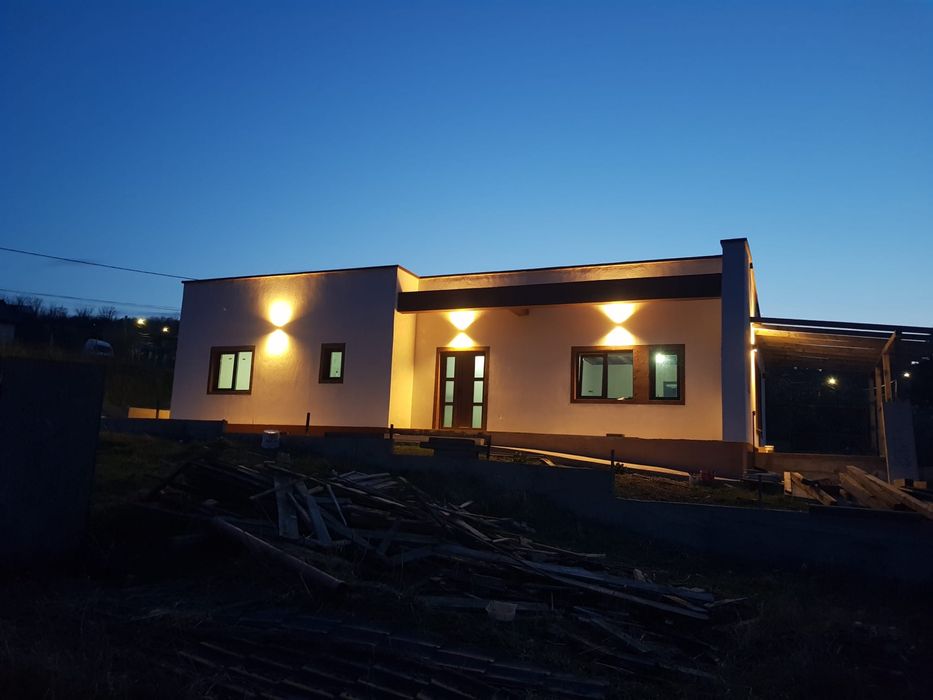 Casă modernă 4 camere la cheie | Tomești, 92mp utili, Teren 500mp, Toate utilitățile