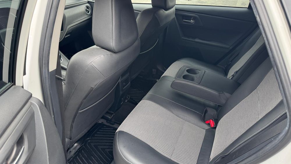 TOYOTA Auris 2017 — imagine 5