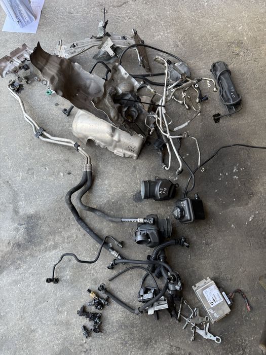 Маркучи казанчета bmw m5 f10 m6 f06 f12 f13 бмв м5 ф10 м6 ф06 ф12 ф13