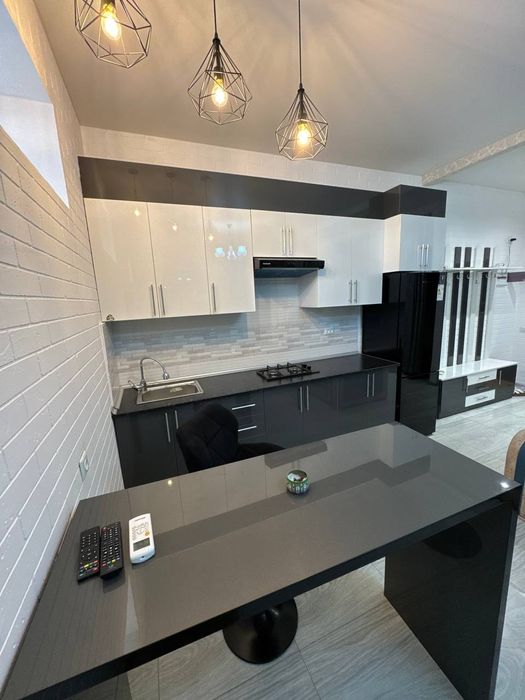 Продаётся 2х Комнатная студия квартира по адресу Вокзал