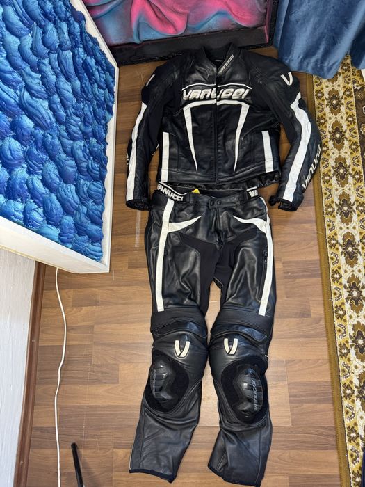 Combinezon complet moto Vanucci L cizme Vanucci 44