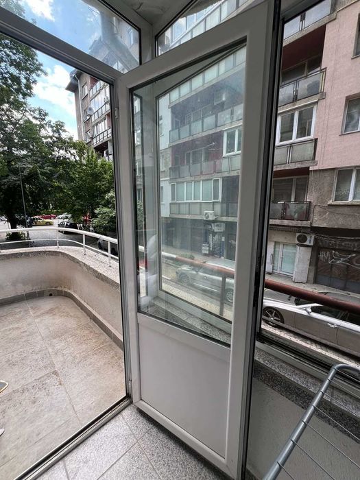 Дава се под наем Двустаен апартамент в София, Център - 75 кв.м за 600 € - Снимка #6