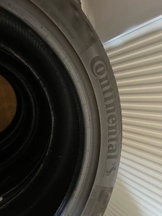 235/45 R17 de vara Continental