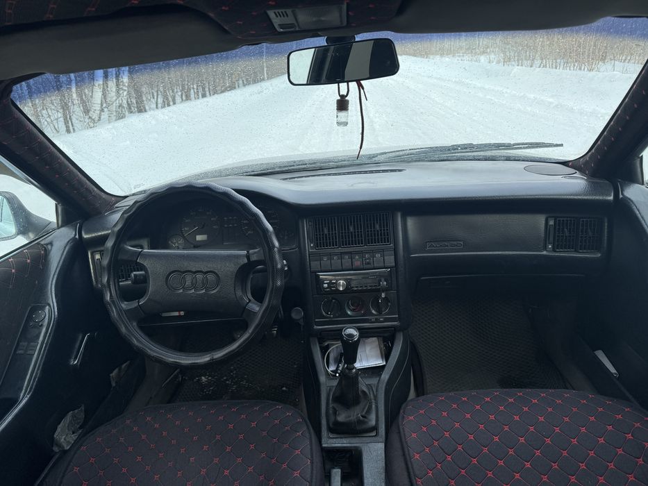 Продам Ауди в4.