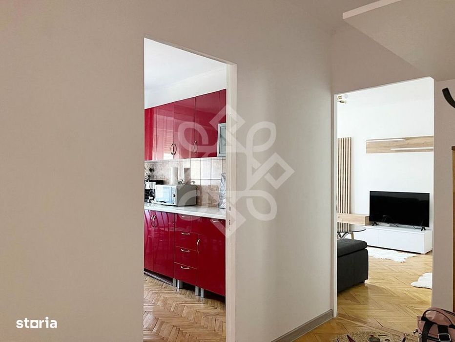 Apartament cu 3 camere de inchiriat pe bld. Stefan cel Mare