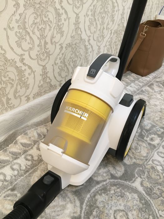 Продаю пылесос KARCHER 10/10