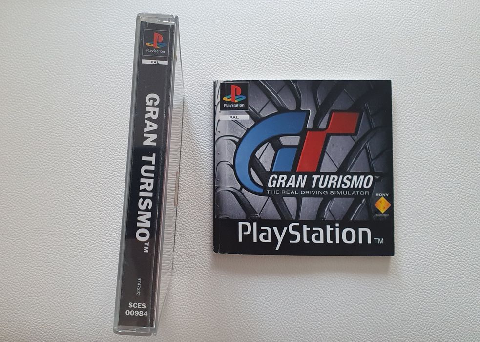 Carcasa cu carte joc ps1 GT