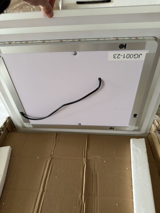 Oglinda de baie cu led 60x50