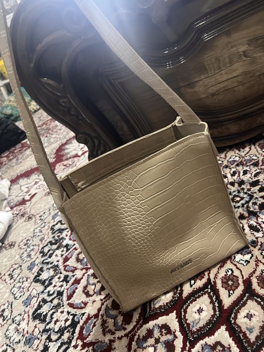 Сумка, кашелек, хаммаси