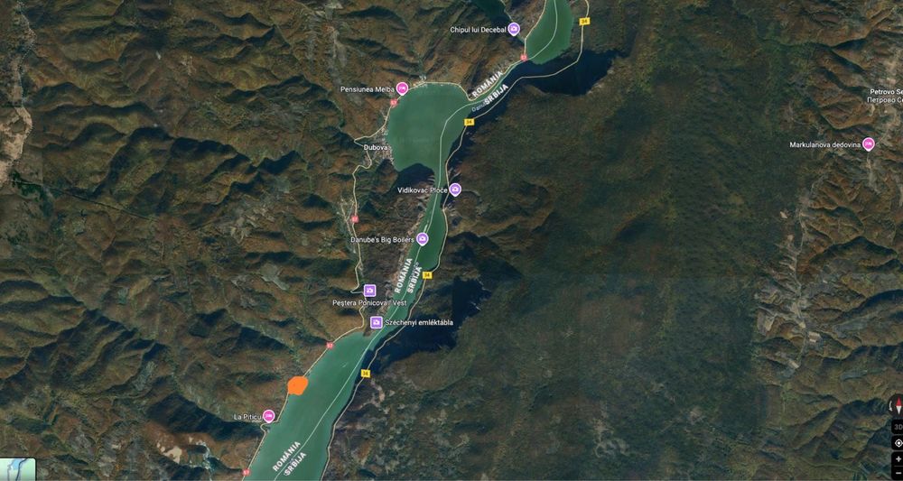 Vand teren Dubova 500 mp