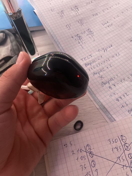 Иши кейс наушников Galaxy buds live