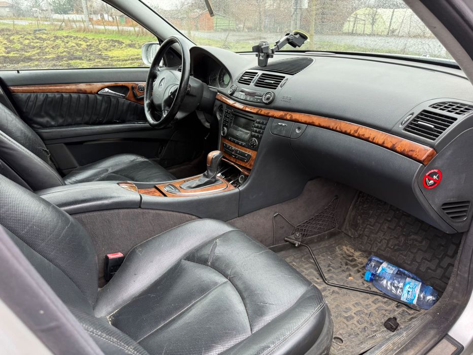 Mercedes 270cdi на части