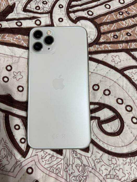Продам iPhone 11 Pro 256гб