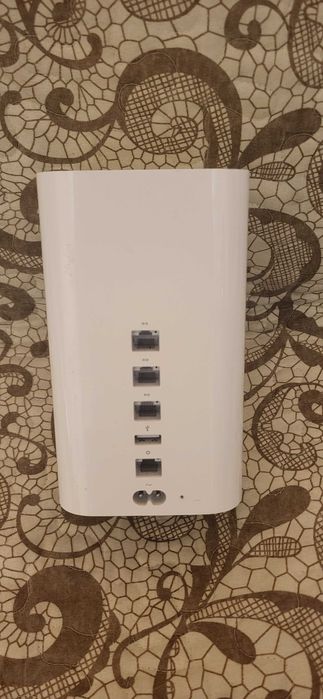 Apple AirPort Extreme Base Station (A1521) fuctional (fara hdd)