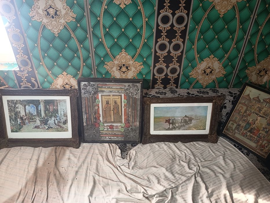 Icoane și tablouri vechi de epocă