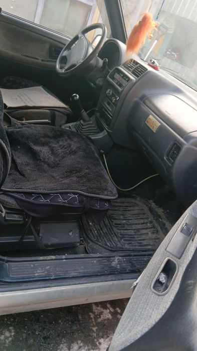 Продам машину Сузуки Витара