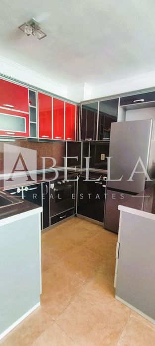 Дава се под наем Тристаен апартамент в София, Зона Б-19 - 95 кв.м за 700 € - Снимка #5