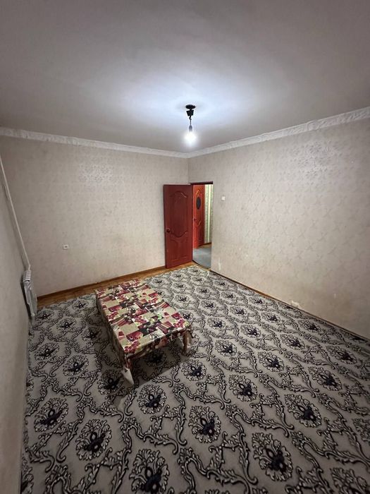 Чиланзар 20 квартал 2/3/4 кирпичный дом 1,5-6 балкон без ремонта