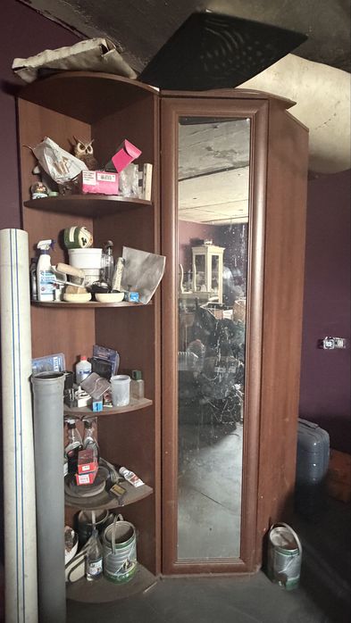 Шкаф с вешалкой в прихожую