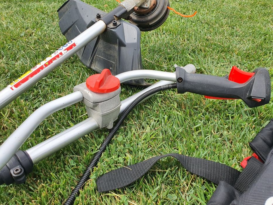Motocoasa Sterwins, motor 2T 52 cc