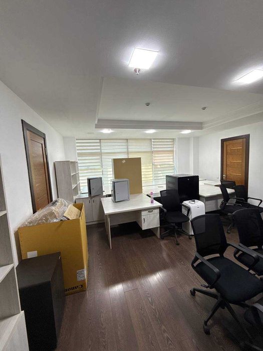 Сдаётся офис в БЦ UzOman Юнусабадский район R25