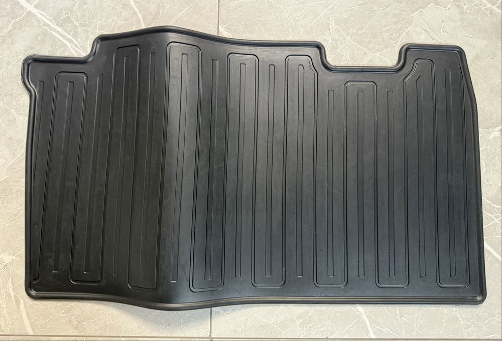 Коврики на Toyota RAV4