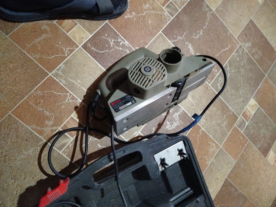 Продам рубанок 10000