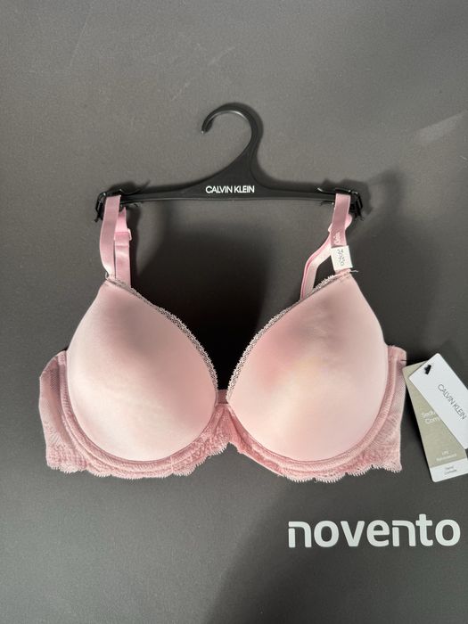 Оригинален сутиен в розово Calvin Klein /75D/