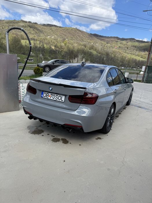 BMW Seria 3  320d F30 M Pachet
