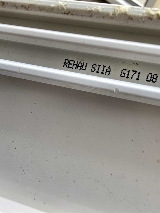 Дограма на марката REHAU два броя са. 173/93