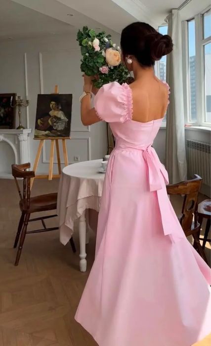 Розовое платье от Diali collection