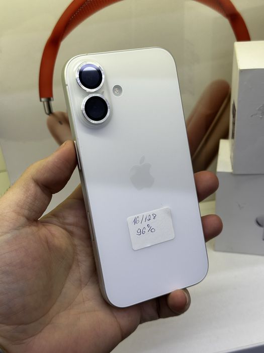 Iphone 16/128 в магазине Icom