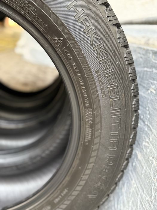 Nokian Hakkapeliitta  235/60 R18
