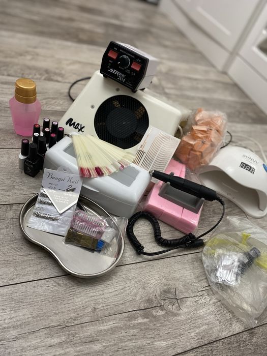 Маникюрный набор для ногтей